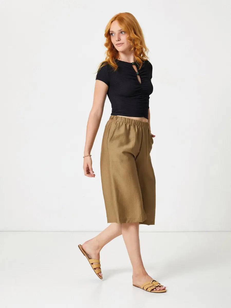 Jadea BERMUDA IN MISTO LINO CON TASCHE